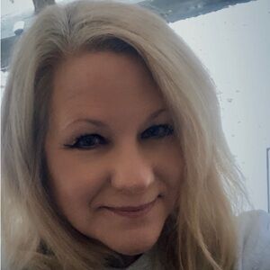 Meet your Posher, Cindy